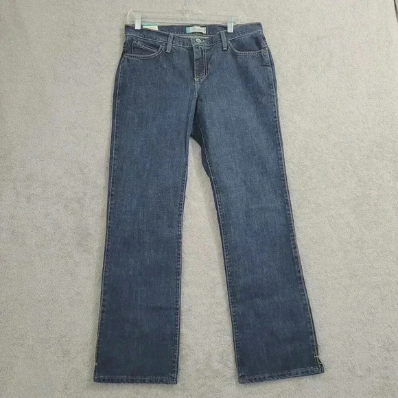 NWT Wrangler Womens Cash Cowgirl Cut Jeans 9/10 X 32 Dark Blue Denim  4PT - Picture 1 of 7